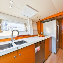 Lagoon 620