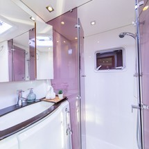 Lagoon 620