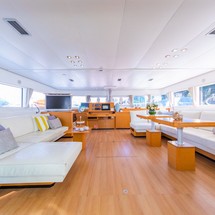 Lagoon 620