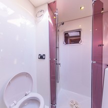 Lagoon 620