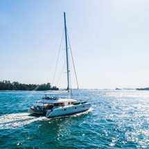 Lagoon 620