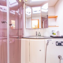 Lagoon 620