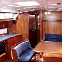 Bavaria 44