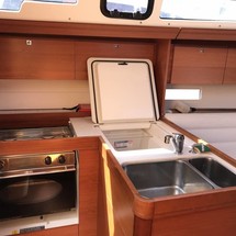 Dufour 350