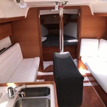 Dufour 350