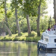 B & b boat builders core sound 17