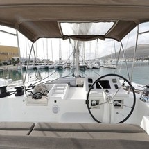 Lagoon 450 F