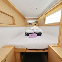 Lagoon 450 F