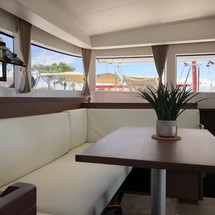 Lagoon 40