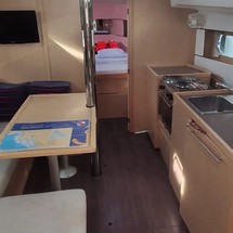 Beneteau Oceanis 38