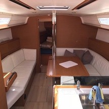 Jeanneau Sun Odyssey 379
