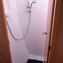 Lagoon 421