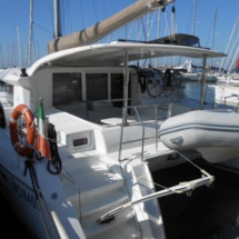 Lagoon 421