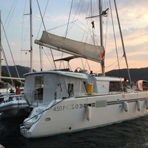 Lagoon 450 F