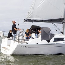 Hanse 325