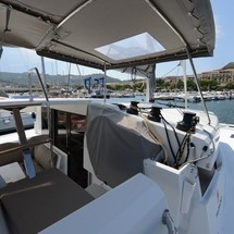 Fountaine Pajot Lucia 40
