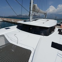 Fountaine Pajot Lucia 40
