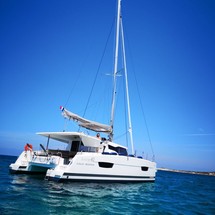 Fountaine Pajot Lucia 40