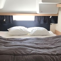 Fountaine Pajot Lucia 40