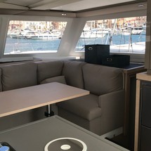 Fountaine Pajot Lucia 40
