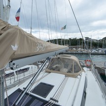 Dufour 350