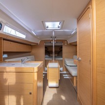 Dufour 350