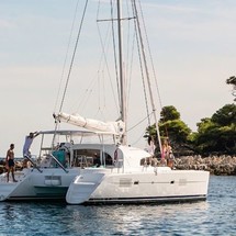 Lagoon 380 S2