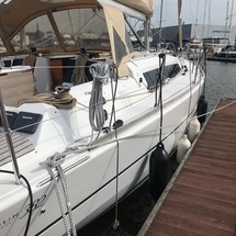 Dufour 382