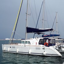 Lagoon 400