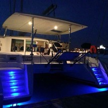 Lagoon 421