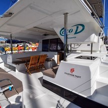 Fountaine Pajot Lucia 40