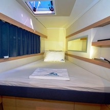 Fountaine Pajot Lucia 40