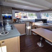 Fountaine Pajot Lucia 40