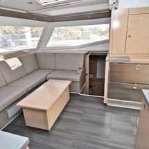 Fountaine Pajot Helia 44