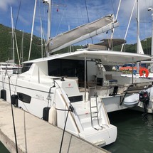 Fountaine Pajot Helia 44