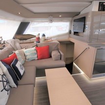 Fountaine Pajot Helia 44