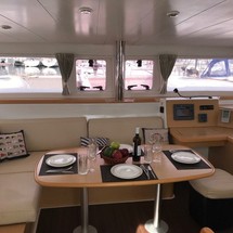 Lagoon 400