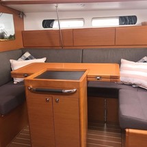 Jeanneau Sun Odyssey 409