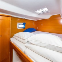 Lagoon 380