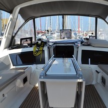 Beneteau Oceanis 48