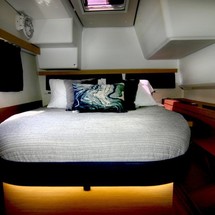 Fountaine Pajot Lucia 40