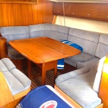 Bavaria 44