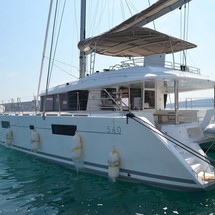 Lagoon 560