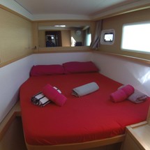 Lagoon 450 F