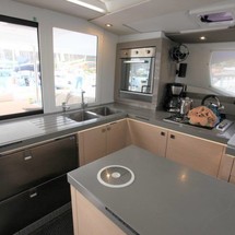 Fountaine Pajot Saona 47