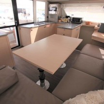 Fountaine Pajot Helia 44