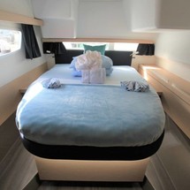 Fountaine Pajot Lucia 40