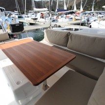 Fountaine Pajot Lucia 40