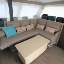 Fountaine Pajot Lucia 40