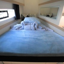 Fountaine Pajot Lucia 40